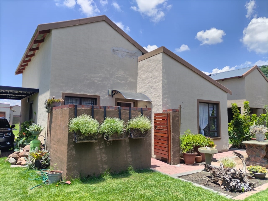 2 Bedroom Property for Sale in Waterval East North West